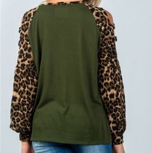 Oliva Leopard Top main image 0